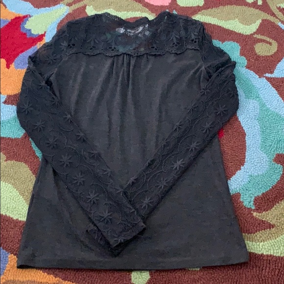 🌺H&M Girls Blouse with contrasting embroidery🌺 - Picture 3 of 5